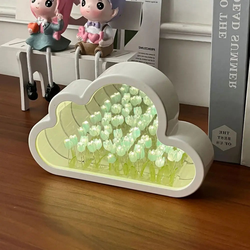 Clouds Tulip Lamp